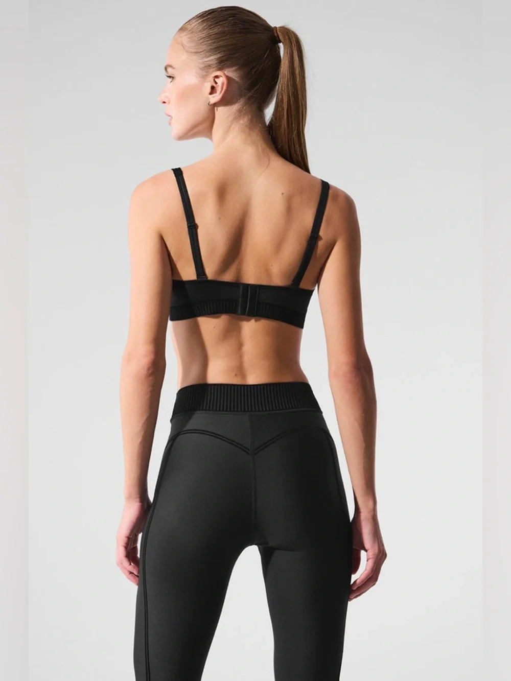 Alo Yoga Airlift‎ Line Up Bra Black Size Small